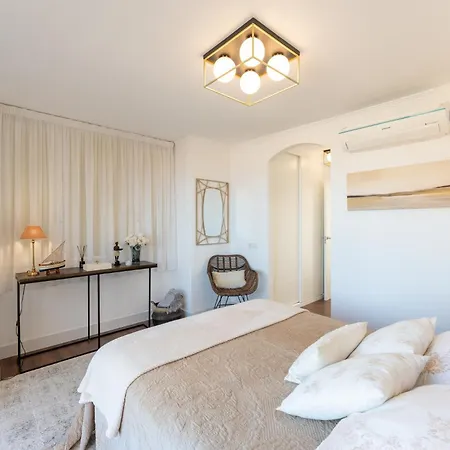 Golfside With Private Pool And Ocean Views וילה